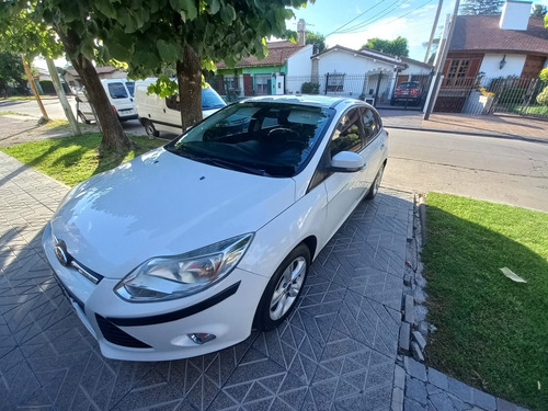 Ford Focus III 2.0 Se Plus Mt