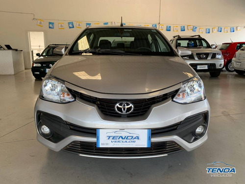 Imagem 3 de 15 de Toyota Etios 1.5 X Sedan 16v Flex 4p Automático