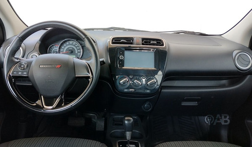 Imagen 7 de 10 de Dodge Attitude 2018 1.2 Sxt At
