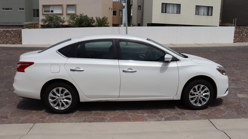 Nissan Sentra 1.8 Advance Cvt