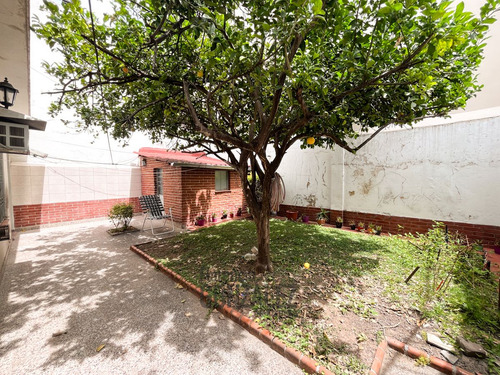 Venta Casa Barrio Naon 3 Amb. Garage 2 Aut. Patio Jardin