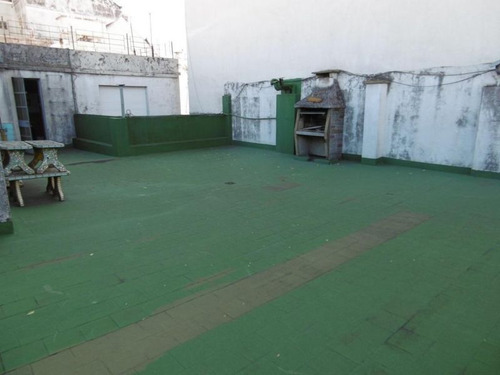 Vivienda Multifamiliar. 2 Ph C/ Entr Indep. + Cochera +local