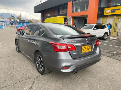 Nissan Sentra 1.8 B17 Fl Sr