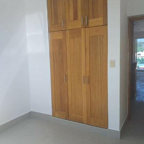 Disponiblealquiler  Apart En Los Rieles De Gurabo 