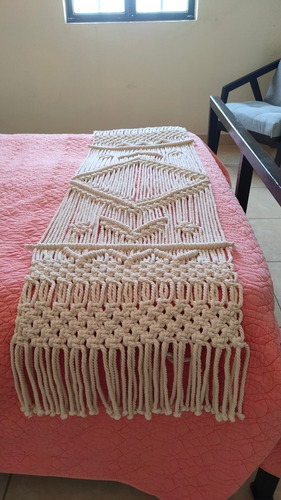 Camino De Mesa / Piecera Para Cama Tejido A Macramé