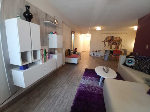 Se Vende Lindo Apartamento Actualizado 124 M² 3hab+serv/3b/2p El Cigarral