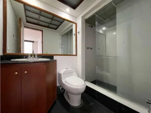 En Venta Apartamento En Los Balsos, El Poblado