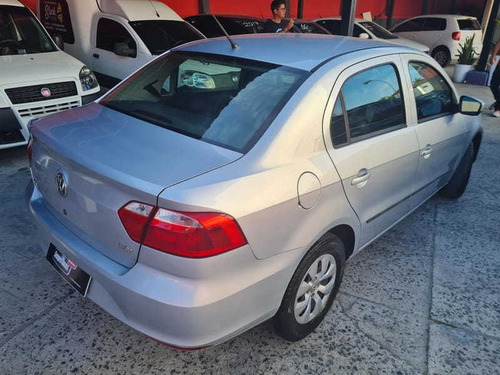 Imagem 10 de 15 de Volkswagen Voyage Trendline 2015 - Motor 1.6 - Imperdível