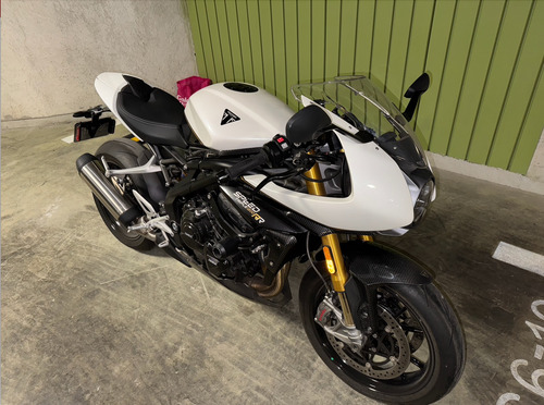 Speed Triple 1200rr / A Re Estrenar / Accesorios