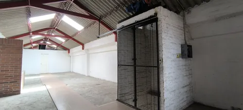 Venta Bodega Y Lote Barrio Cristobal Colon