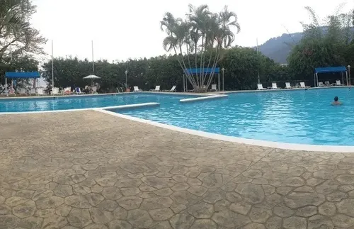 Caracas Racquet Club (alquiler )