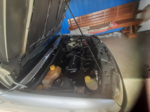 Ford Fiesta 2000 1.6 Glx 5p