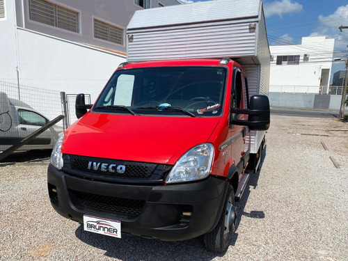 Imagem 2 de 11 de Iveco - Daily 70c16 Massimo - Cabine Dupla 7 Lugares