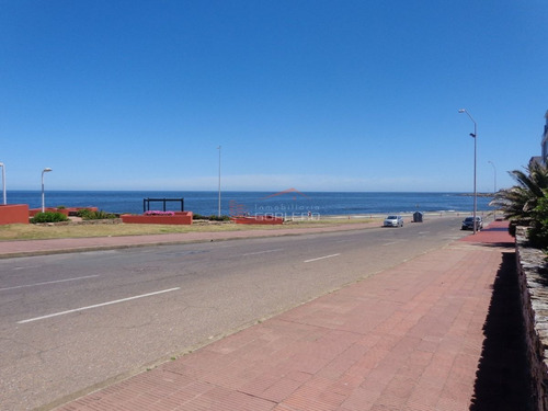 Imagen 5 de 18 de Venta De Terreno Con Vista Al Mar En Punta Del Este!, Península, Apto Para 3 Pisos