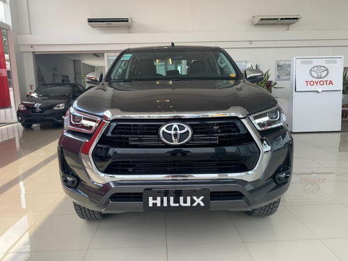 Imagen 2 de 13 de Toyota Hilux 4x2 Dx 2.4 Tdi 6mt