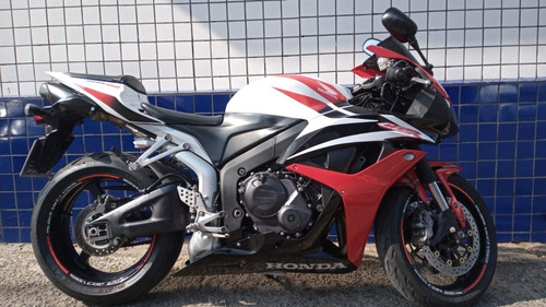 Imagem 2 de 8 de Honda Cbr 600 Rr