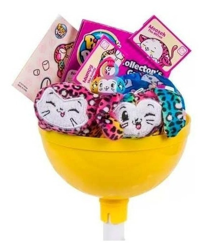 Imagen 2 de 6 de Lolly Sirprise Chupetin Con Sorpresas Juguetesanta Claus