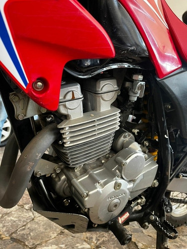 Imagen 4 de 7 de Honda Tornado 250
