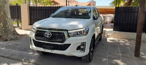 Toyota Hilux 2.8 Cd Srx 177cv 4x4 At