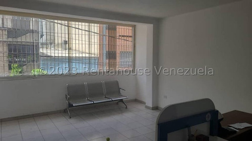 Estupendo Local Comercial, Que También Puede Ser De Uso Residencial-catia-mls #24-18526