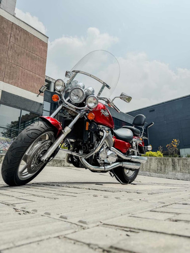 Honda Magna 750 Tour