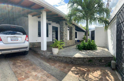 Imagen 2 de 14 de Hermosa Casa Con Piscina En Parque Res. Campestre La Cumaca