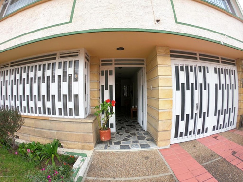 Casa En Alhambra(bogota) Rah Co: 21-741