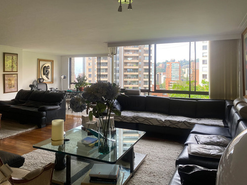 En Venta Apartamento En El Poblado Entre Provenza Y El Tesoro