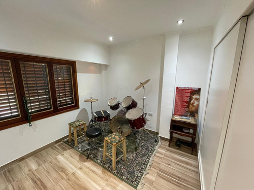 Imagen 12 de 17 de Venta Casa Quinta Totalmente Reciclada Sobre Ruta 5 - La Reja Norte