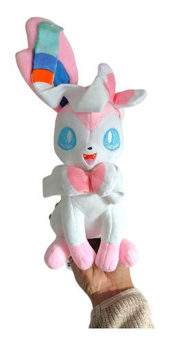 Pokemon Peluche Sylveon 30 Cm