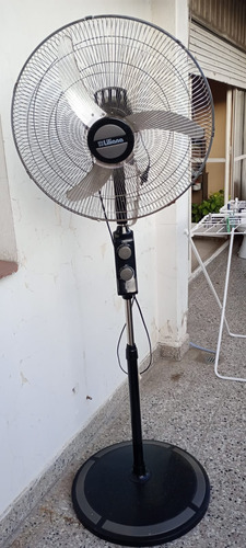 Ventilador De Pie Liliana - Potente Y Silencioso 50.8 Cm Negro Metálico Metal 3 (Usado)
