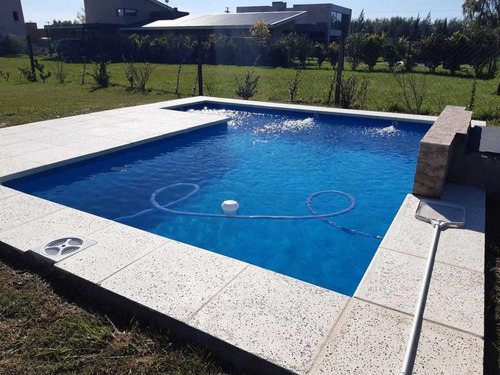 Se Vende Excelente Casa En Ruta 8 Ramal Pilar Km 56.500