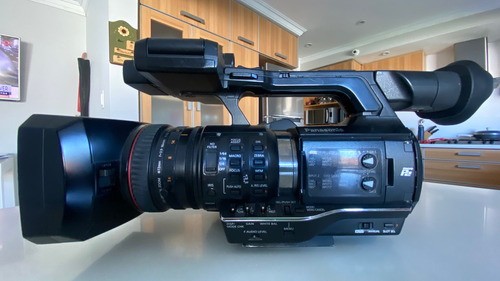 Panasonic Aj-px270 Microp2 Handheld Avc-ultra Hd Camcorder (Usado)