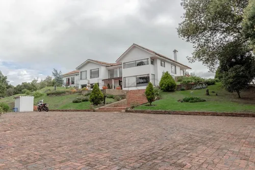 Casa En Arriendo/venta En Altos De Yerbabuena. Cod A5778