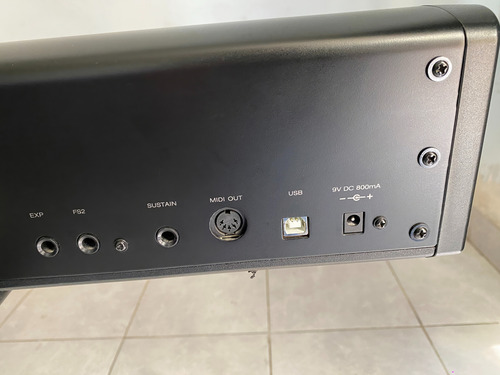 Controlador De Teclado Midi 88 Teclas M-audio Hammer 88