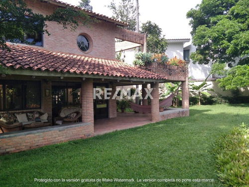 Imagen 2 de 30 de Casa En Alquiler Urbanizacion Guaparo 667 Mts2 166672 Andres Peña
