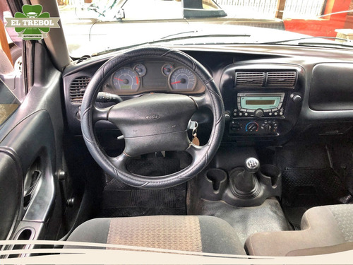 Imagen 8 de 11 de Ford Ranger Xl Plus 3.0 4x2 2011