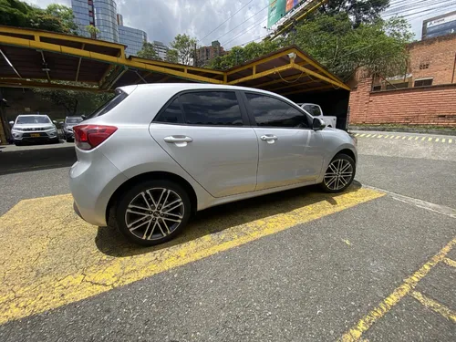 Kia Rio 1.4 Vibrant At 2020