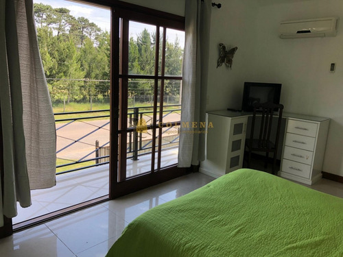 Muy Buena Casa En Barrio Mary - Consulte-ref:2761