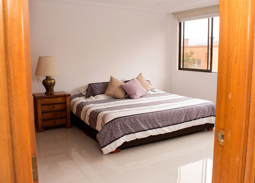 Imagen 6 de 16 de Hermoso Apartamento Poblado Castropol