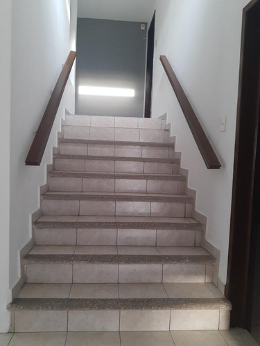 Casa En Venta Garage Para 3 Autos, Alberca - Granjas De La Boticaria