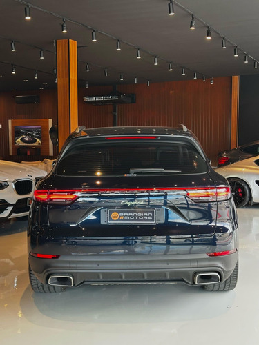 Porsche Cayenne E-Hybrid 3.0 V6 462cv