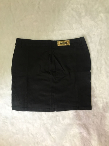 Imagem 2 de 2 de Saia Preta Jeans Feminino Plus Size Com Botão