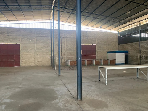 En Venta Centro De Galpones Comercio-industrial 3.600 M² En Z.i. Sur Con Frente A Prolong. Av. Las Ferias. 