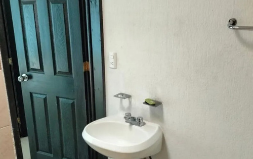 Vende Casa De Recuperación Bancarai En Esperanza 6, Lomas De San Rafael, Campeche Mv