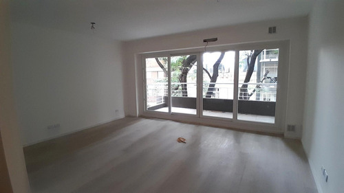 Venta Departamento Ambiente - Palermo. Divisible, A Pulmón. Balcón Terraza