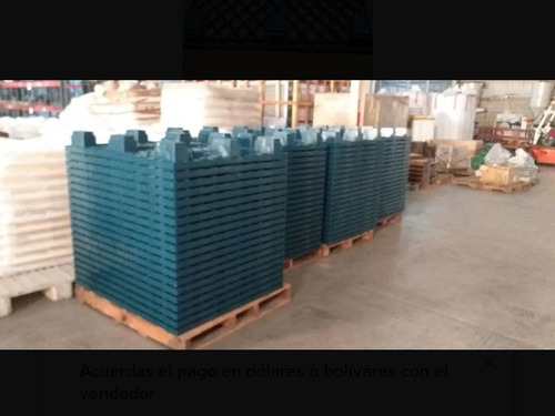 Imagen 4 de 4 de Paletas O Estiba De Plástico