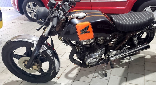 Imagen 3 de 7 de Honda Cb400na Café Racer Clasica De Cuerpo Y Alma