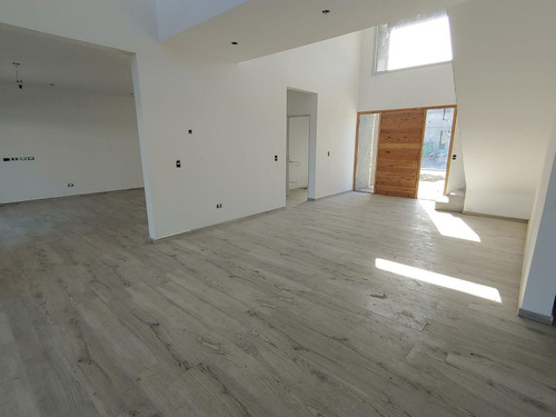 Imagen 10 de 23 de Casa En Harás Santa María