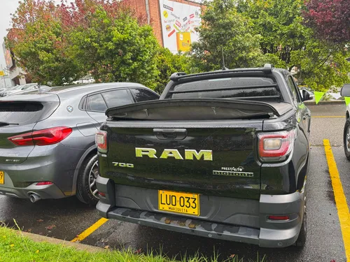 RAM 700 1.4 Big Horn Crew Cab